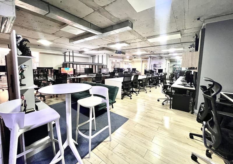 Oficina en arriendo en Hospital Calvo Mackenna, Providencia, 160 m²